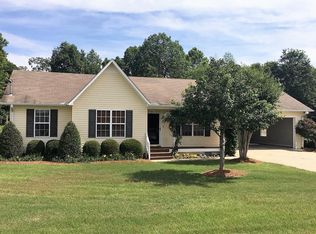 90 Childmark Dr, Albertville, AL 35950