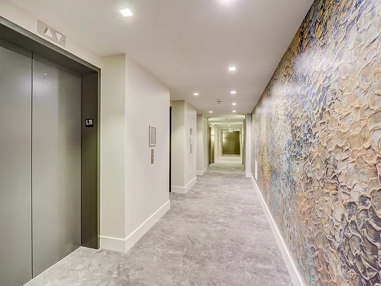 The Apartments at Lincoln Common — Photo 18