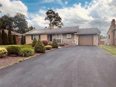 122 E Elizabeth St, New Castle, PA, 16105