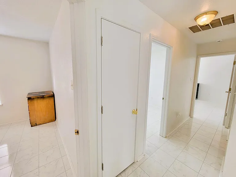 2303 Rainforest Ln — Photo 11