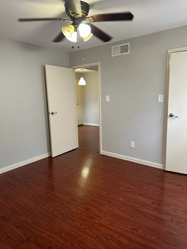1 bed, 588 sqft, $950 — Photo 2