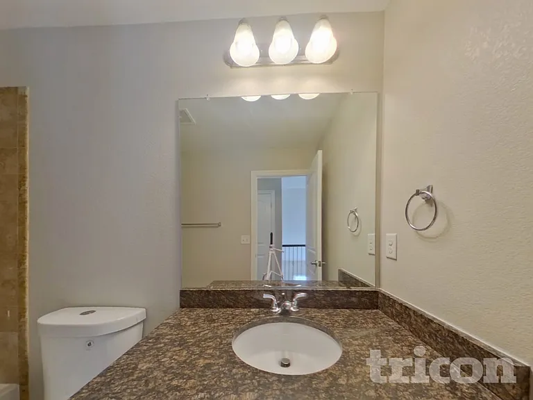 7415 Pimlico Dr — Photo 15