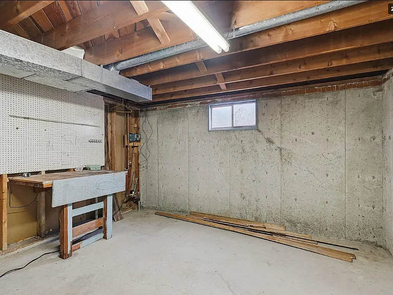 11822 E 15th Ave — Photo 22