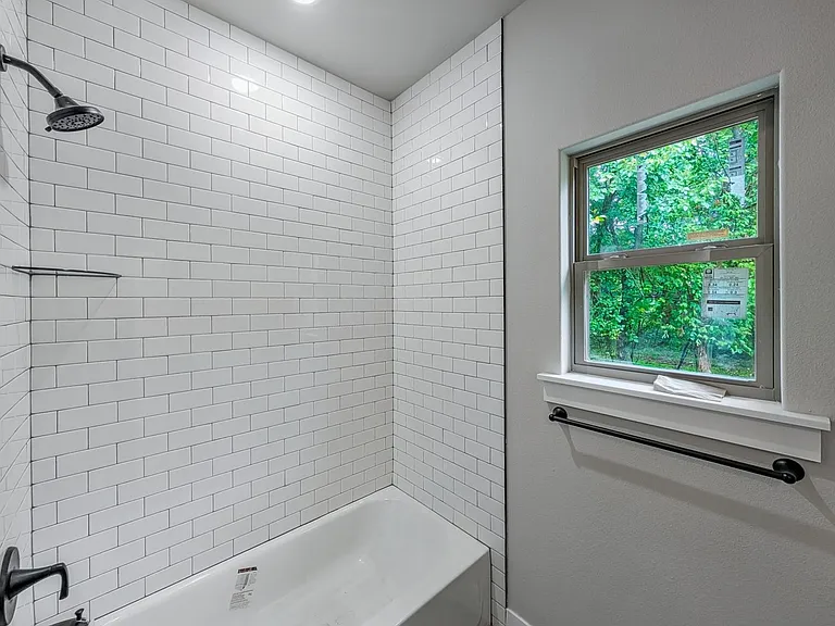 10 Olmsted Cir — Photo 22