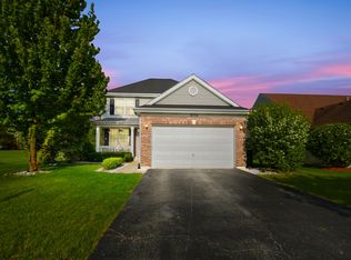 4176 Gary Ray Dr, Joliet, IL 60436