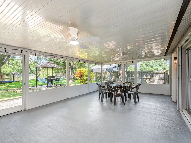 3361 Chapparal Ct — Photo 20