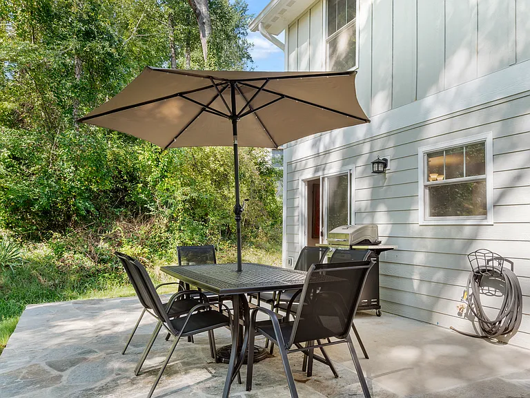 409 Little Sycamore Ln — Photo 6