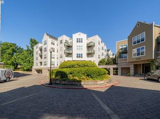 1710 S Harbor Way UNIT 402, Portland, OR 97201