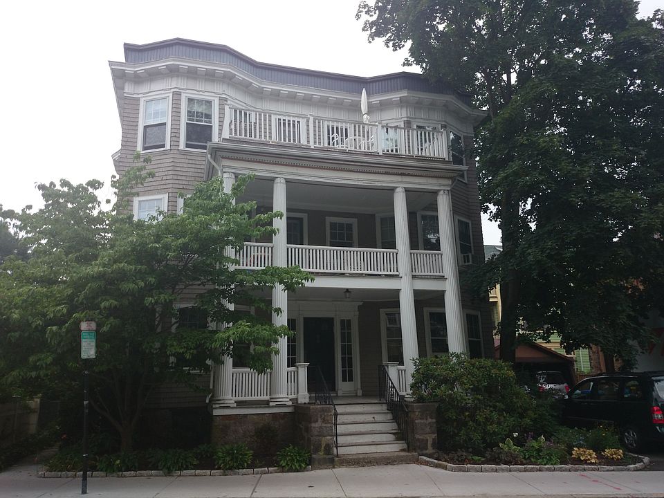 2nd image of 86 Greenough St #2
