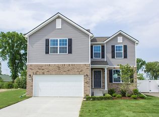 32447 Arlington Dr, New Haven, MI 48048
