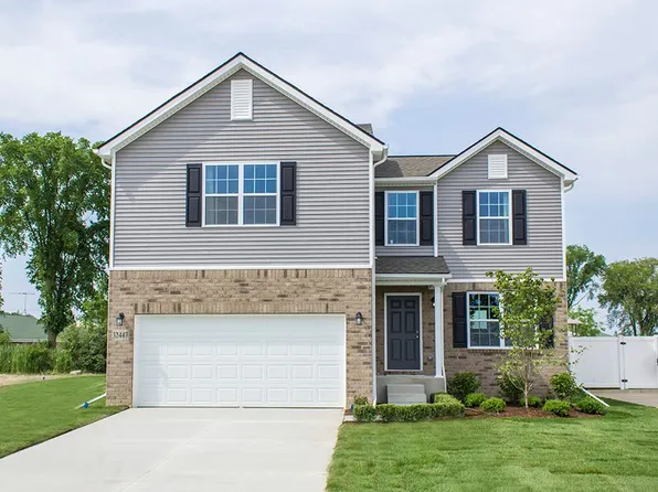 32447 Arlington Dr, New Haven, MI 48048