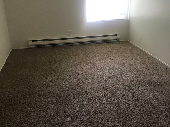5th image of 100 Wilmington Dr APT C1