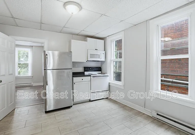 207 N Mulberry St #2 — Photo 8