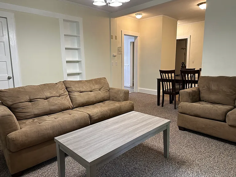 110 Heights Ct #6 — Photo 10