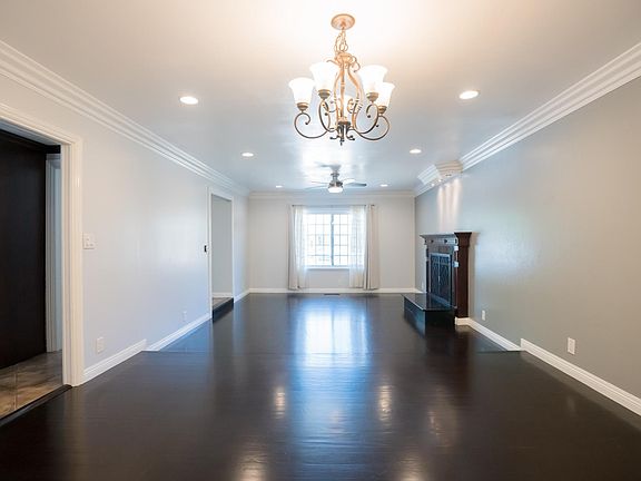 4th image of 2676 Orinda Dr