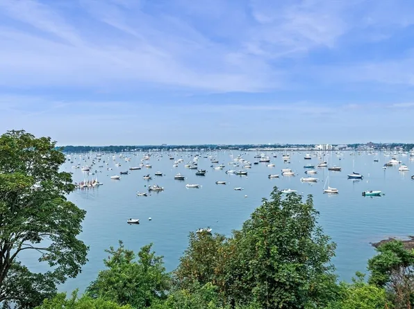 21 Kenneth Rd, Marblehead, MA 01945