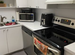 8320 NW 8th St APT 204, Miami, FL 33126