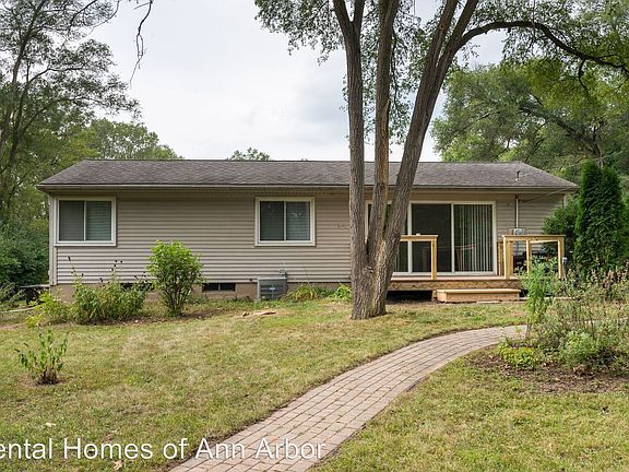 4th image of 3125 Woodmanor Ct