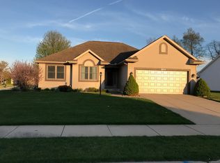 55736 Sichuan Dr, Osceola, IN 46561