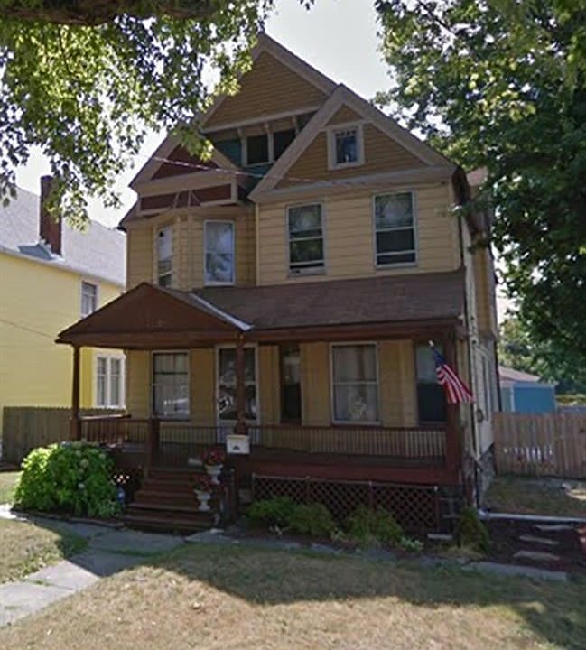 1st image of 7931 Franklin Blvd