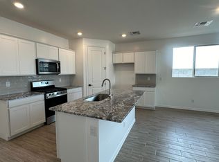 31991 N Rider Dr, San Tan Valley, AZ 85143
