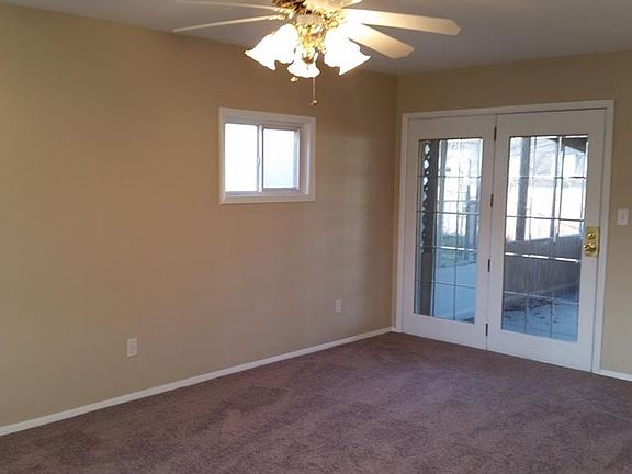 4th image of 2416 Bel Aire Ln
