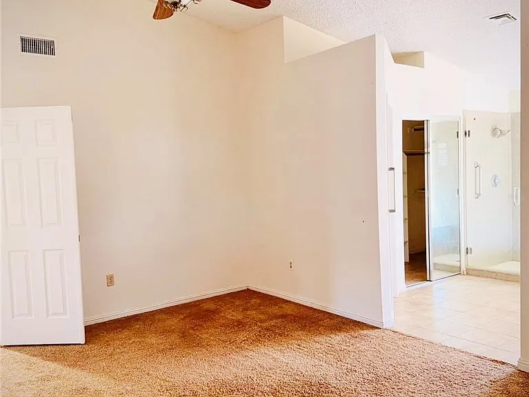 8405 Justine Ct — Photo 20