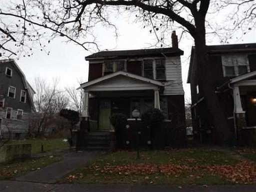 1st image of 2670 Blaine St
