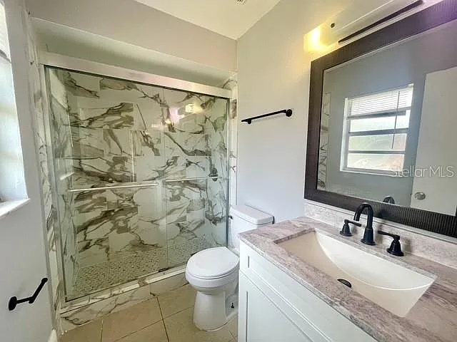1223 La Mesa Ave — Photo 11