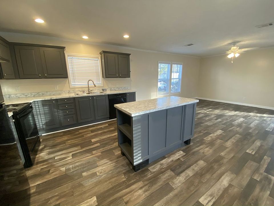 1st image of 8121 Lillian Hwy #5