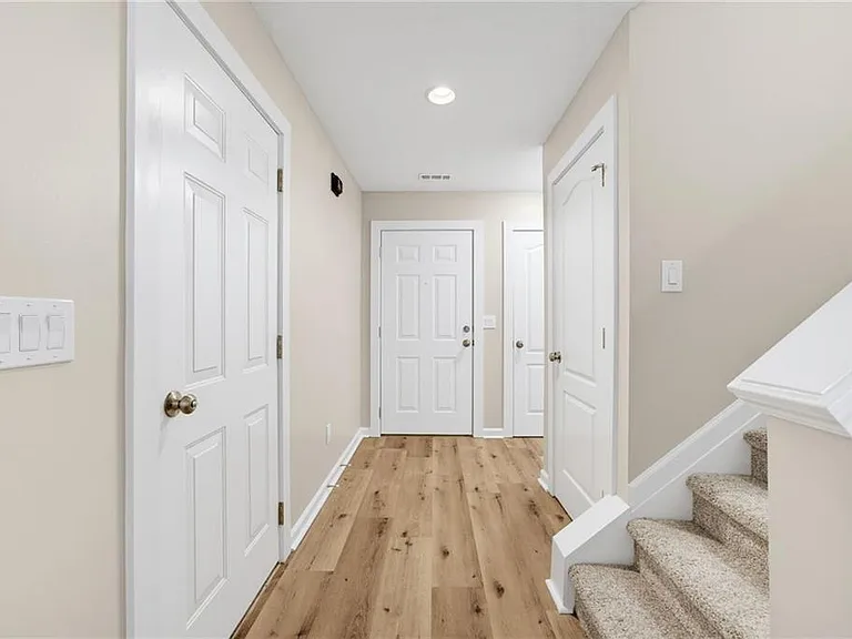 106 Darbys Crossing Ct — Photo 9