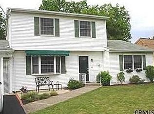 59 Haswell Rd, Watervliet, NY 12189