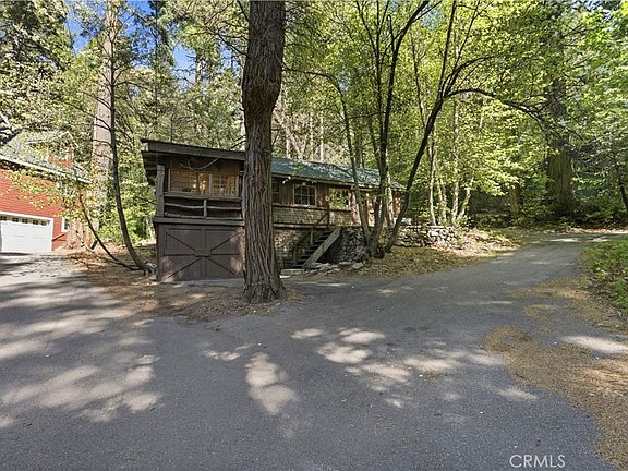 3rd image of 815 Cottage Grove Rd