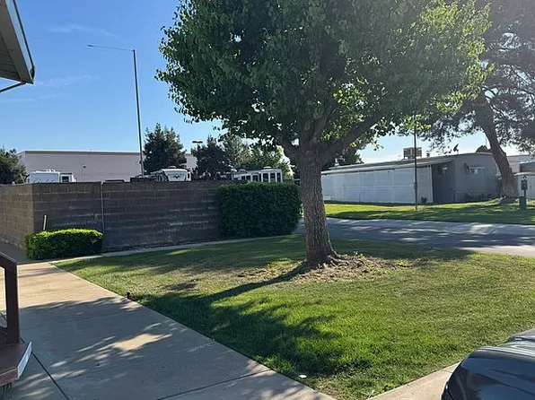 1650 Villa Ave Space 20, Clovis, CA 93612