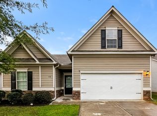 108 Thomaston St, Newnan, GA 30263