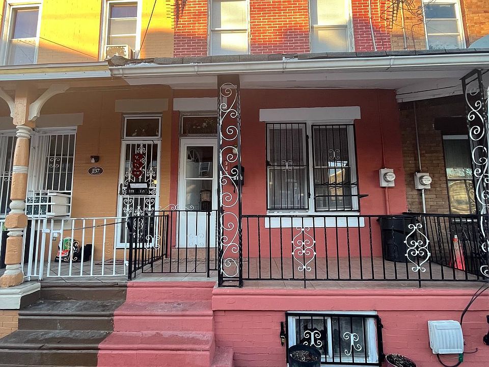 1st image of 235 W Ontario St