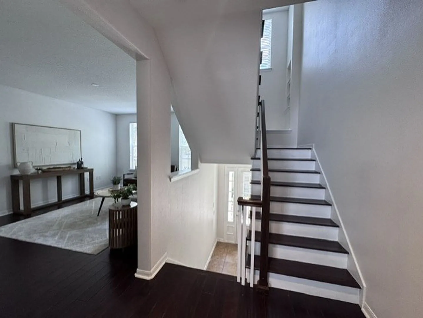 3/3.5 tri-level townhome in Baldwin Park! — Photo 3