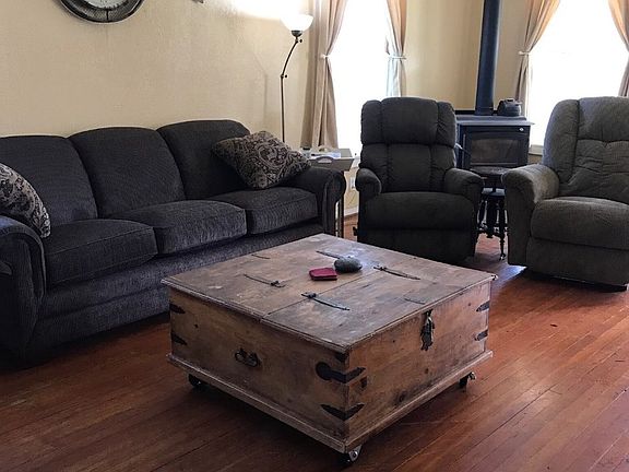 2nd image of 93663 W Mill Ln