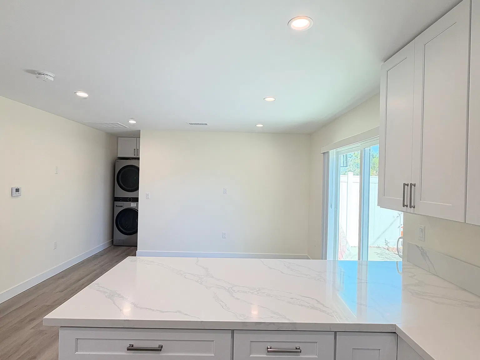 6536 Valley Circle Blvd — Photo 3