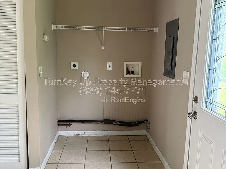 1202 Laredo Ave — Photo 17