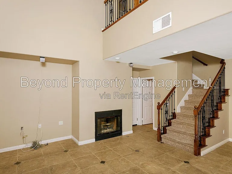 2947 Farragut Rd — Photo 12