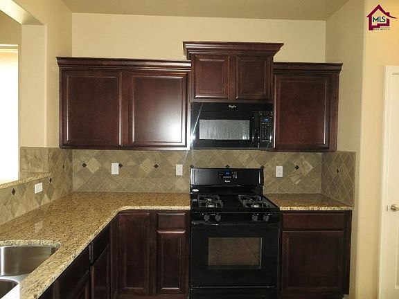 4th image of 7541 Sierra Bella Pl
