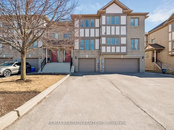 8909 Bathurst St #5, Richmond Hill, ON L4C 0H4