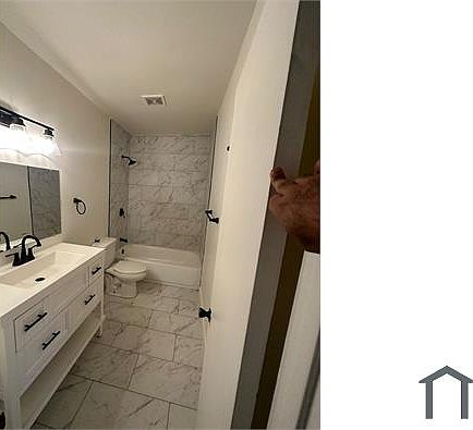 4th image of 6655 Woodley Ave #20