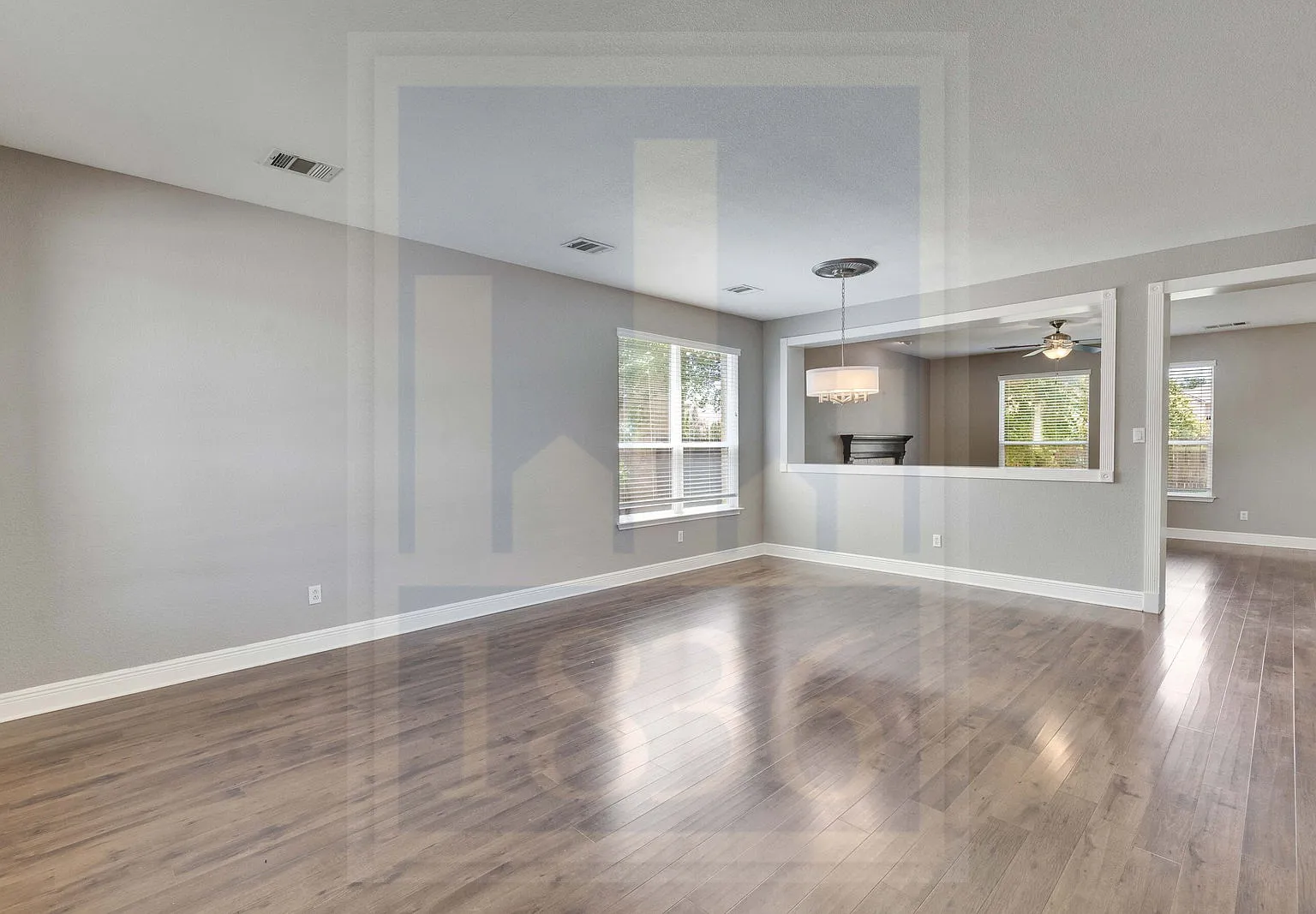 3 bed, 2.5 bath, 2711 sqft, $2,500 — Photo 4