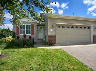 8469 Powers Pl, Chanhassen, MN 55317