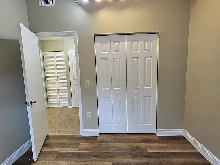 3490 Briar Bay Blvd #206 — Photo 6