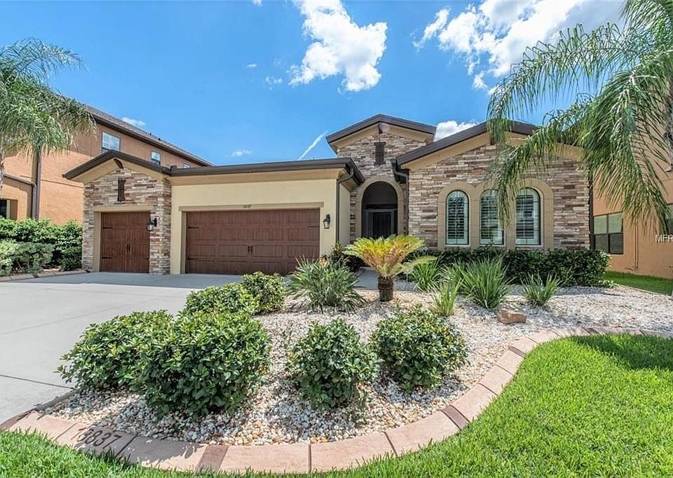 1st image of 13837 Moonstone Canyon Dr