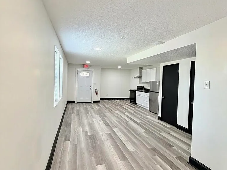 6126 Atlantic Blvd — Photo 2