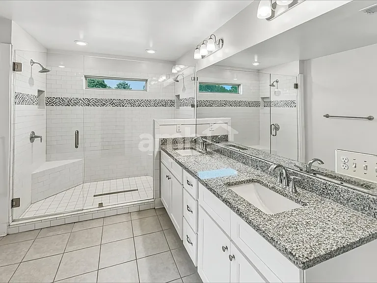 1072 Adams Haven Bnd — Photo 12